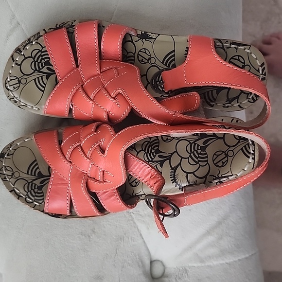 Womens sandels - Picture 5 of 6